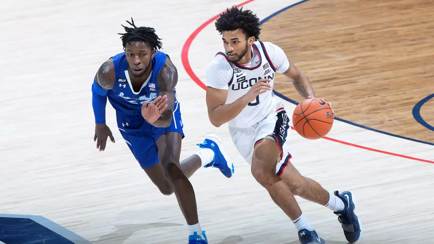 Jalen Gaffney drives to the basket against Seton Hall on February 6, 2021.