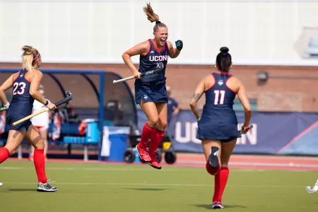 UConn vs Syracuse at the Sherman Family Sports Complex, 9/12/21
