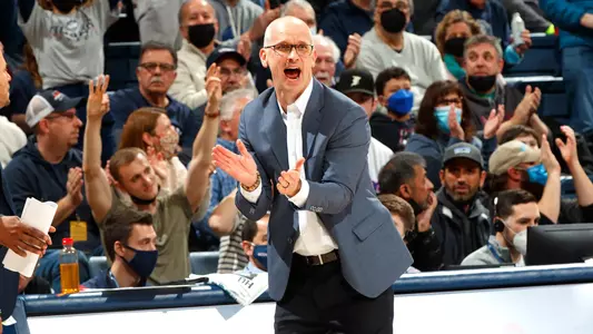 COACH DAN HURLEY
