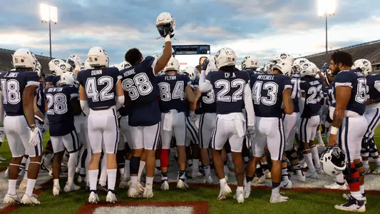 UCONN FB GROUP