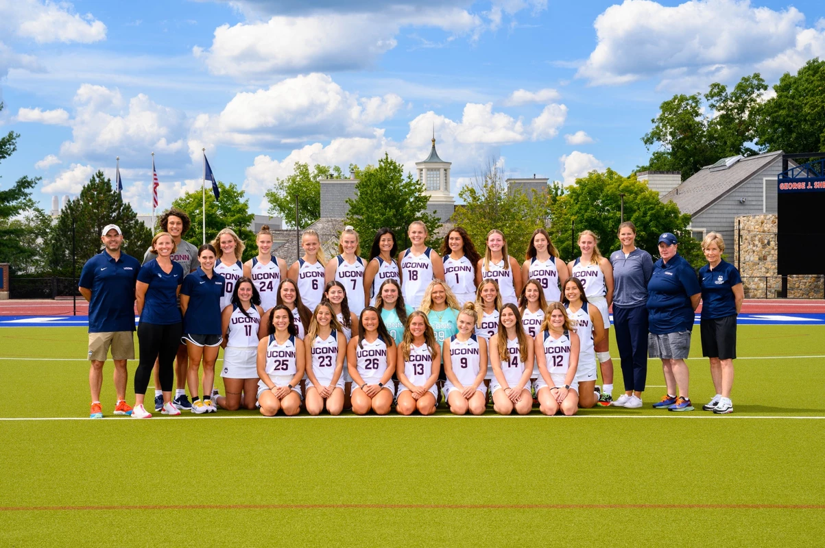 2022 field hockey team photo