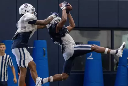 UCONN FOOTBALL WIDE RECEIVERS