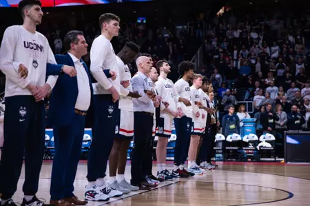 UCONN MEN'S BASKETBALL TEAM