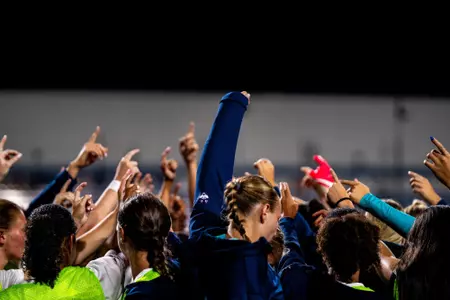 Huddle vs. UNH