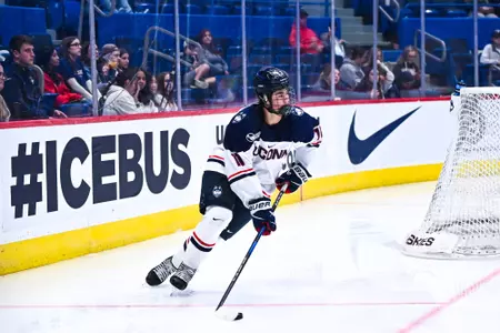 Huskies Fall to no.3 BU Image