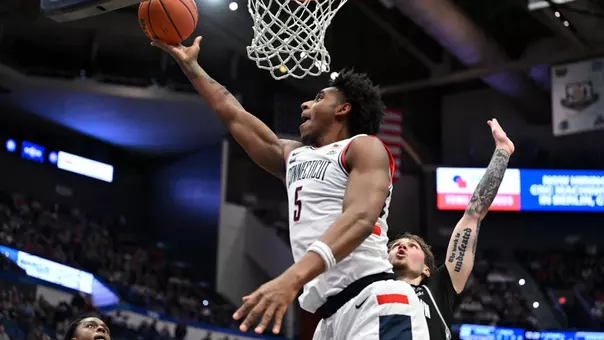 Reed Jr. reverse layin