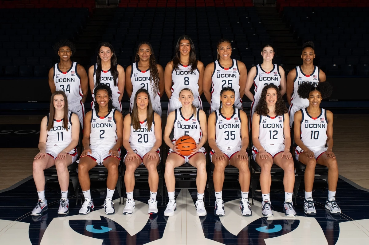 2024-25 WBB Team Photo