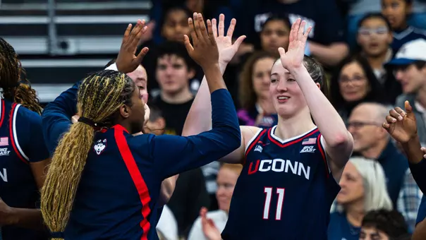 Kelis Fisher, Allie Ziebell