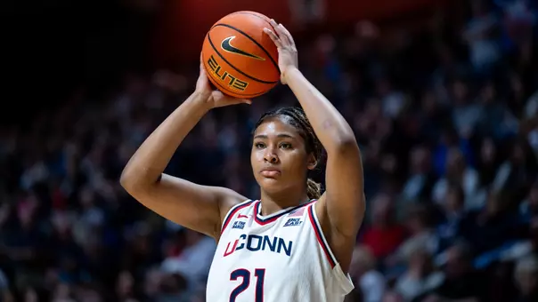UNCASVILLE, CONNECTICUT - March 8 - Sarah Strong #21 of the UConn Huskies against the Creighton Bluejays during the Big East Women’s Basketball Semifinals at Mohegan Sun Arena in Uncasville, Connecticut.
Photo by Simon Asher