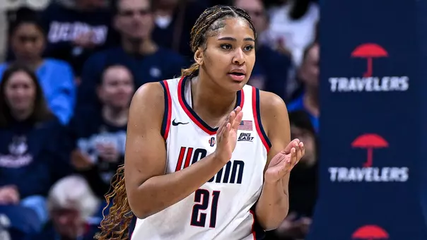 STORRS, CONNECTICUT - February 22 - Sarah Strong #21 of the UConn Huskies in the game against the Providence Friars at Harry A. Gampel Pavilion on February 22 in Storrs, Connecticut.
Photo by Simon Asher