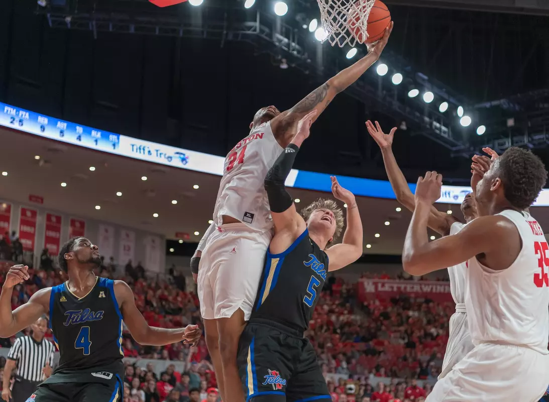 1/2/19 Houston Cougars vs Tulsa Golden Hurricane basketball at Fertitta Center.