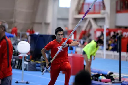 Antonio Ruiz_Leonard Hilton