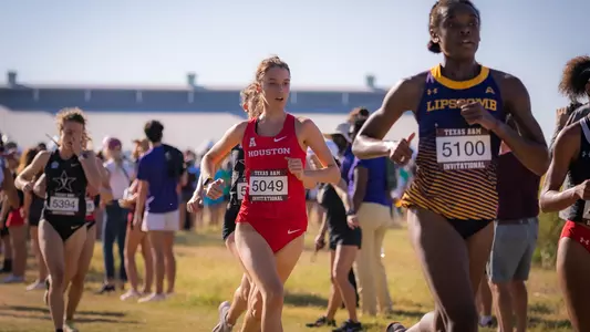 Claire Meyer at Arturo Barrios