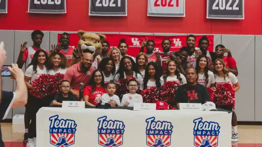 Jace Abarca signing press conference, Kelvin Sampson, Family, Team. Spirit , Shasta, Cheer