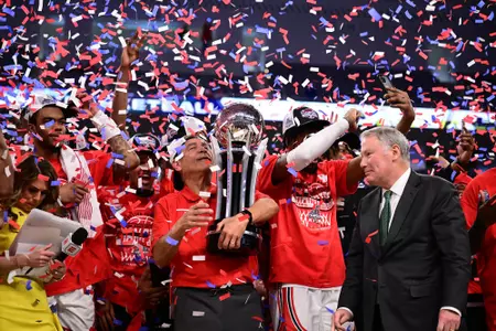 2022 American Athletic Conference Tournament Champions, Team, Trophy