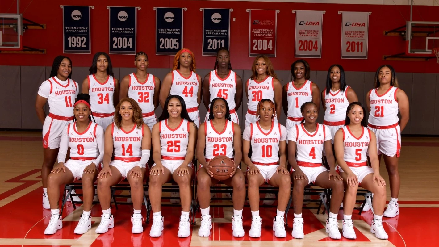 2021-22 WBB Team Photo