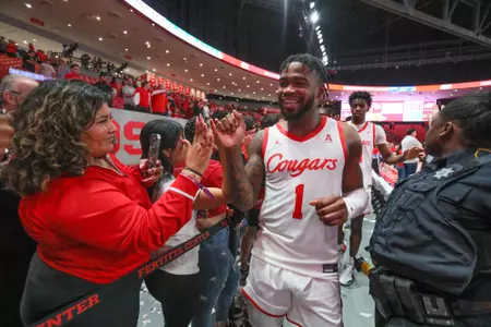 Fans, Students, Celebrate, Jamal Shead