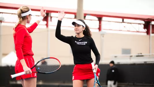 Blanca Cortijo Parreno celebrating with Laura Slisane