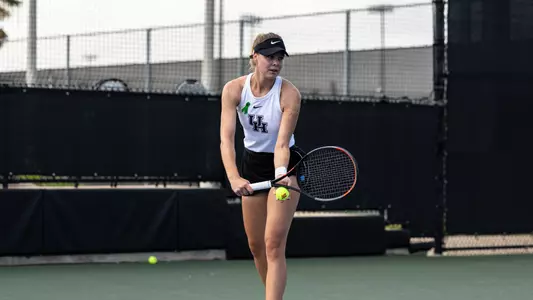 Laura Slisane vs. ULM