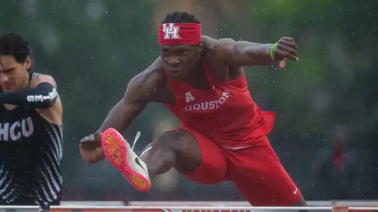 Cougars Don’t Let Rain, Emotions Dampen Progress Image