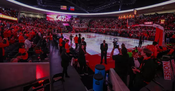 Fertitta Center, Fans, Cougar Lights