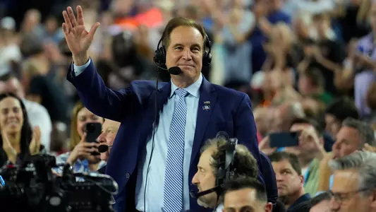 Jim Nantz