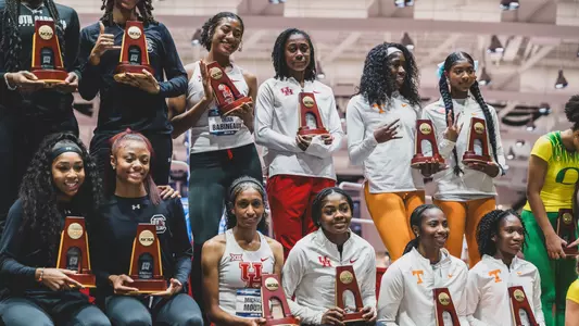 Houston Women's 4x400 Relay Time