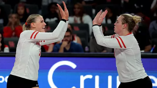 Avery Shimaitis, Annie Cooke