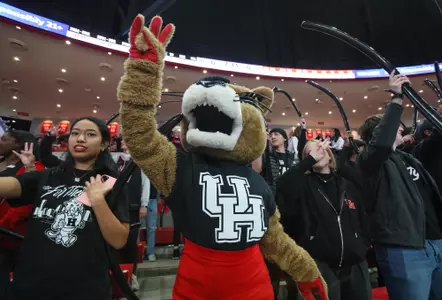 Fans, Students, Spirit, Shasta, Coog Sign
