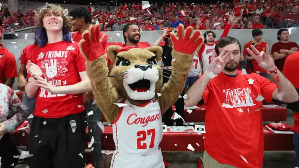 Fans, Students, Spirit, Newspapers, Sasha