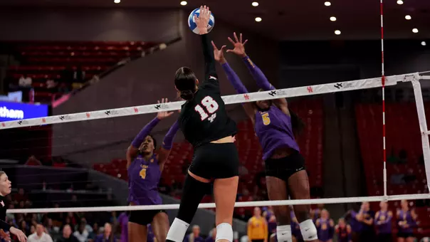 Halle Schroder attacks against LSU.