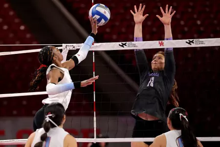 Senior outside hitter Brenya Reid goes for an attack against Kansas State (11/19/25)