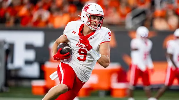 Tanner Koziol cuts to continue running up the field after making a catch.
