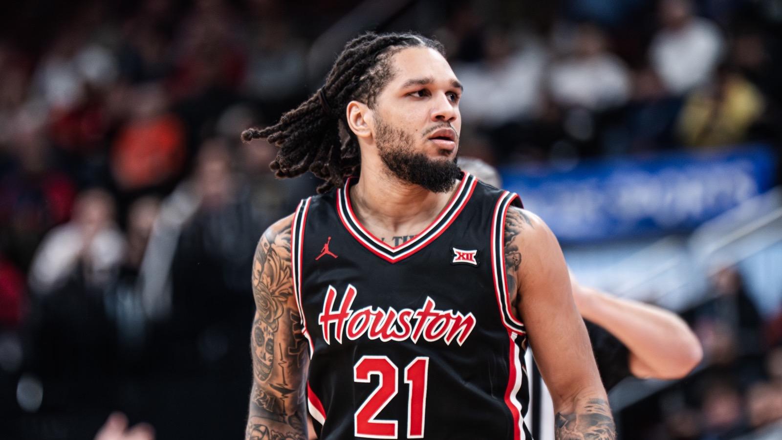 Sharp scores 22 points to lead #8/8 Men's Basketball over #14/14 ...