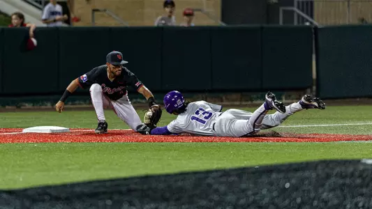 Aaron Lugo applies tag vs. TCU