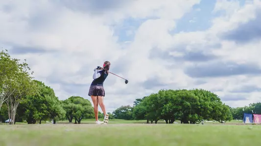 Alexa Saldana, Bag