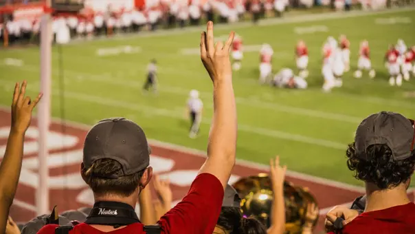 Spirit of Houston Cougar Paw hand