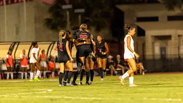 All images are Copyright to Juan DeLeon Creative for UH Athletics