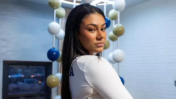 Noemi Despaigne poses for a photoshoot