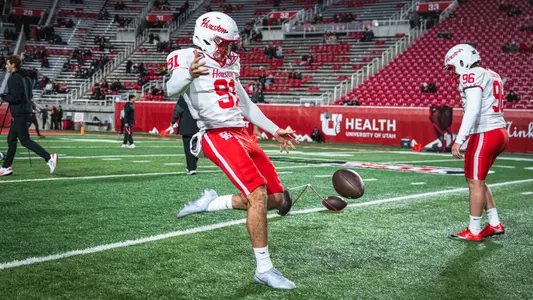 Liam Dougherty pregame warmups at Utah