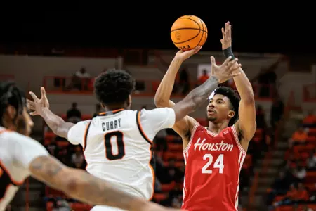 Chase McCarty shoots a jump shot