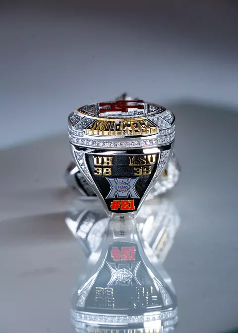 2025 Texas Bowl rings