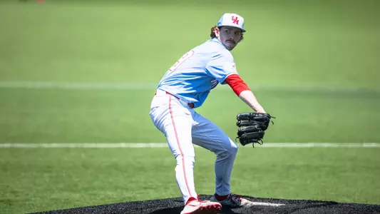 Ryne Rodriguez pitching