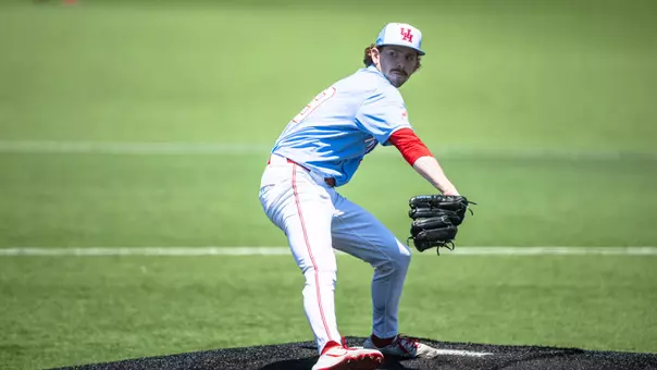 Ryne Rodriguez pitching