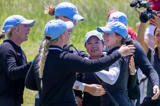 Team, Hug, NCAA Simpsonville REgional Final Round