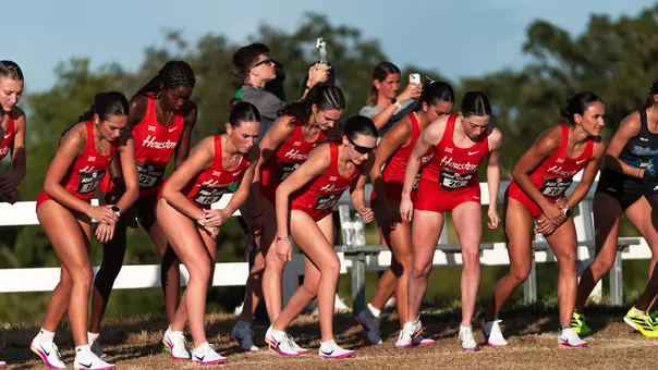 Women's Cross Country ready to run at Aggie Opener