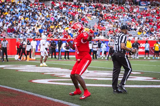 Amare Thomas dancing in the end zone after scoring a touchdown