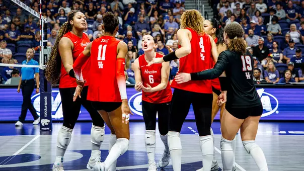 VB Team Huddle