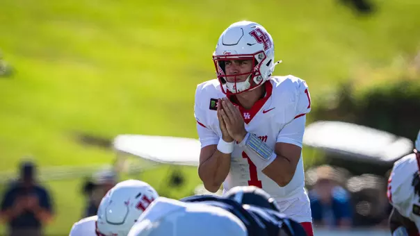 Conner Weigman pre-snap at Georgia Southern