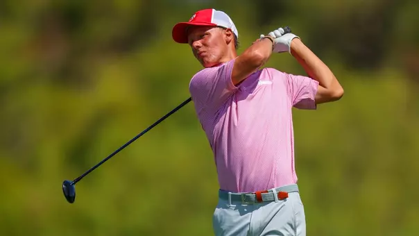 Sacha Ruiz watches his tee shot